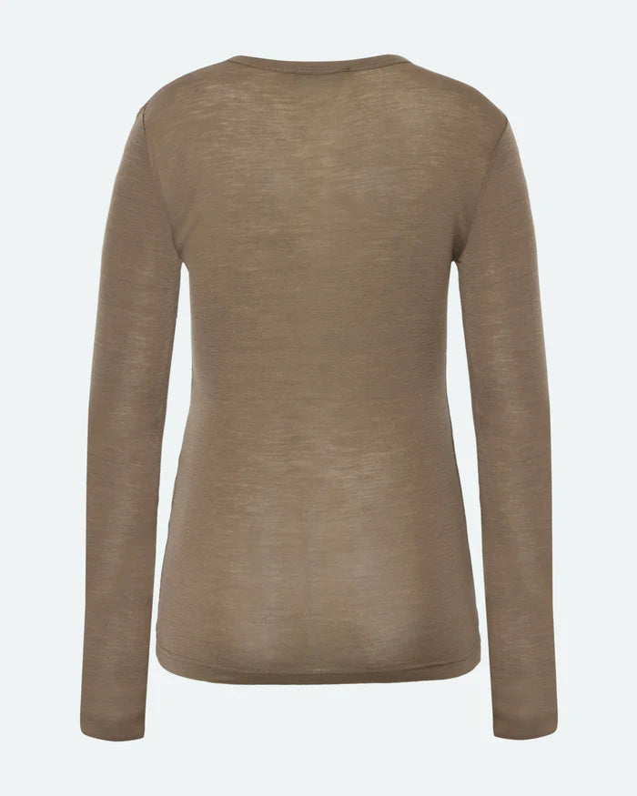 Minimum Natasha Tee Shitake