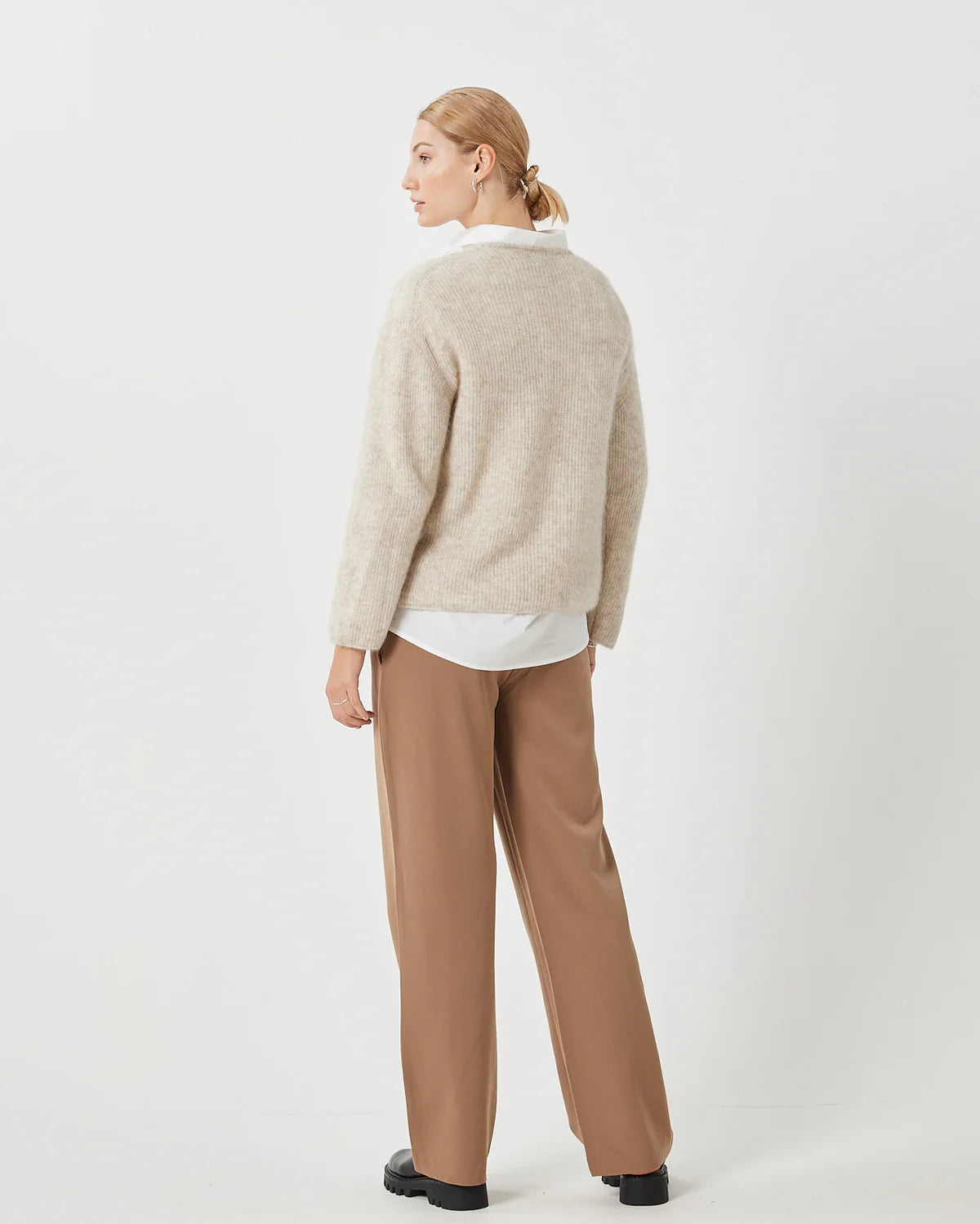 Minimum Calaha Jumper