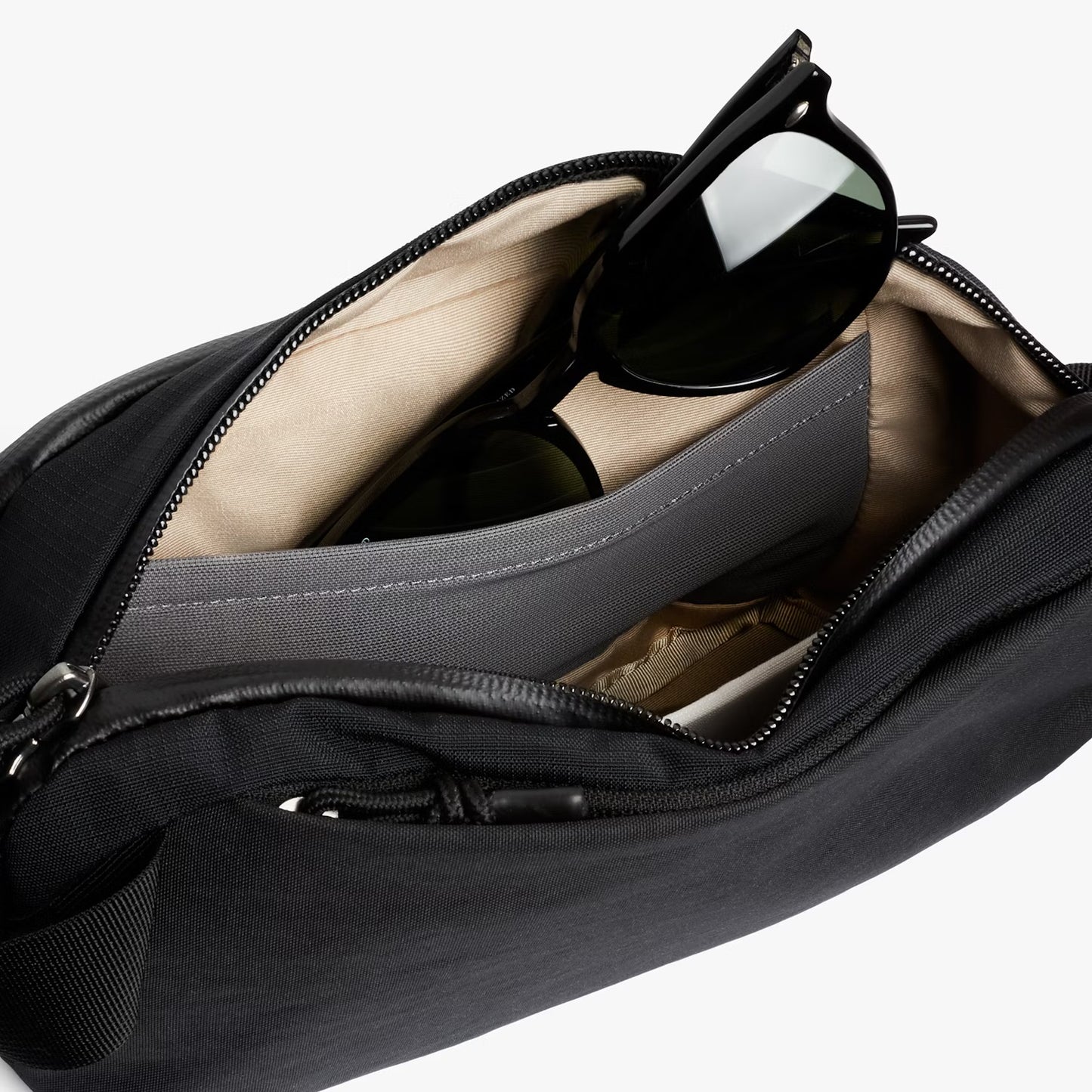 Bellroy Venture Ready Sling 2.5L (3 colours)