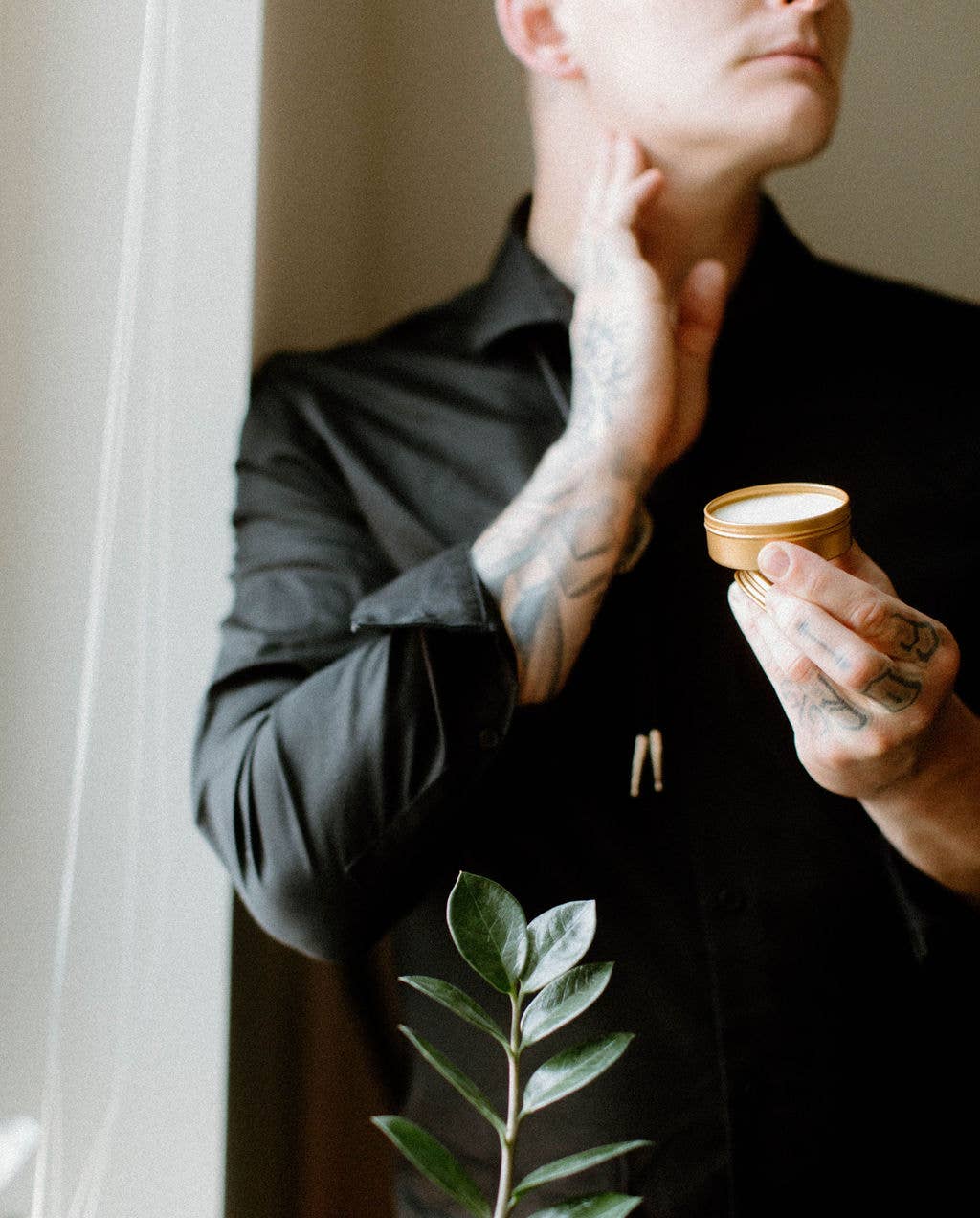 Broken Top Black Coral Tide Solid Cologne