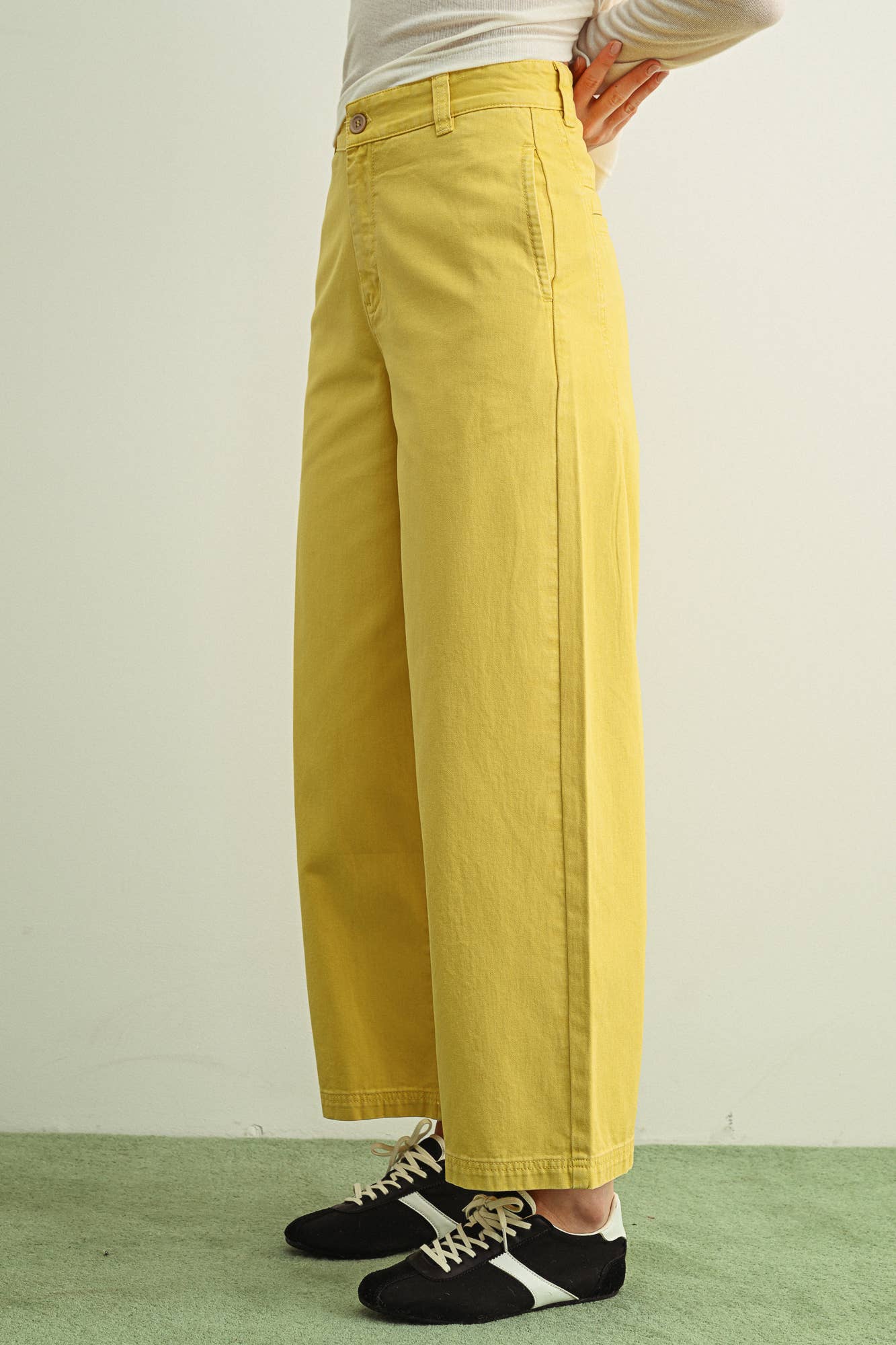 Miou Muse Cotton Barrel Pants Yellow
