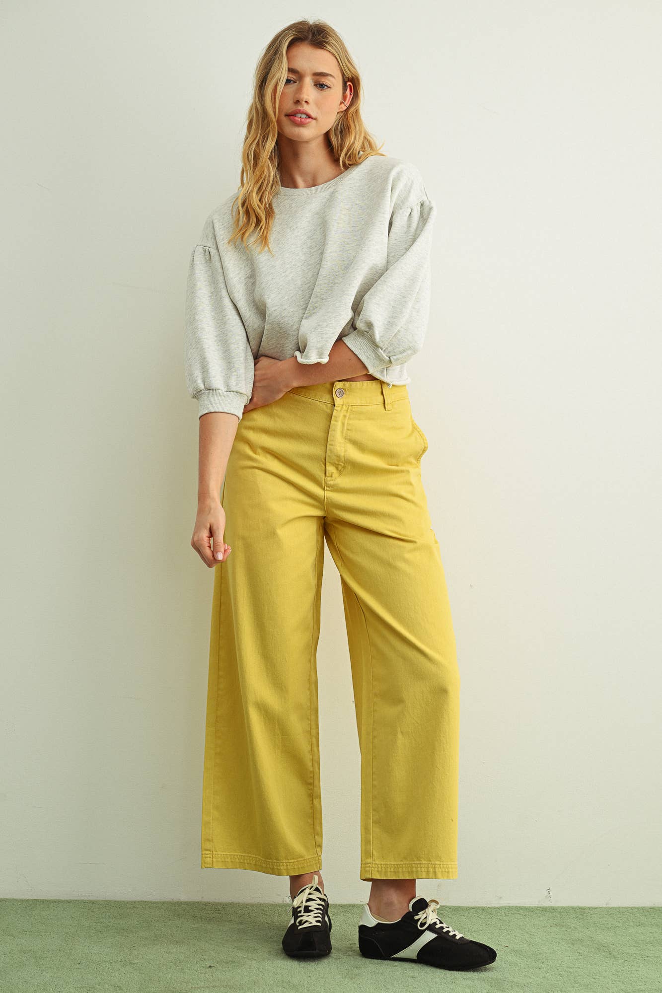 Miou Muse Cotton Barrel Pants Yellow