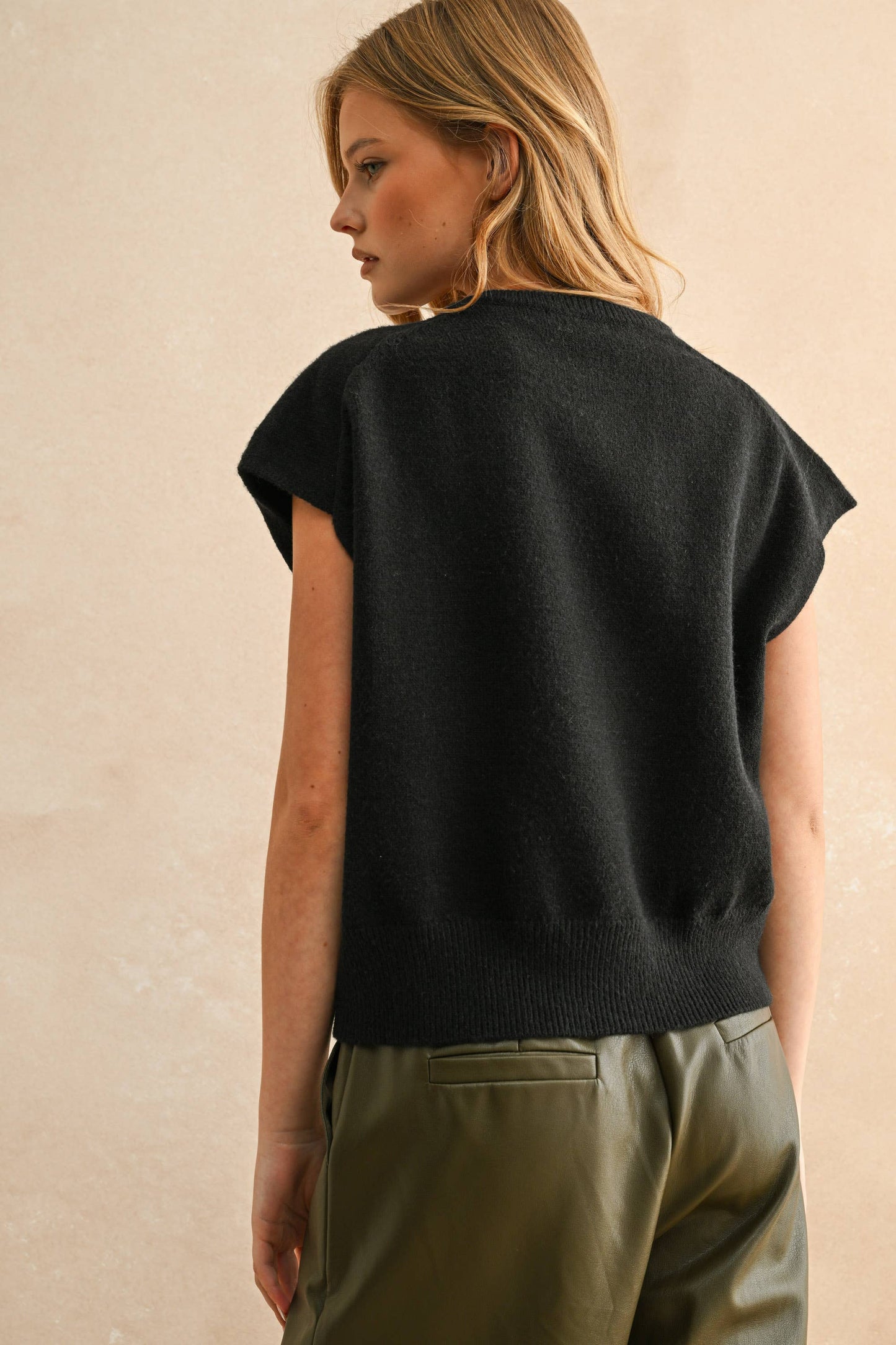 Miou Muse Sweater S/S Black