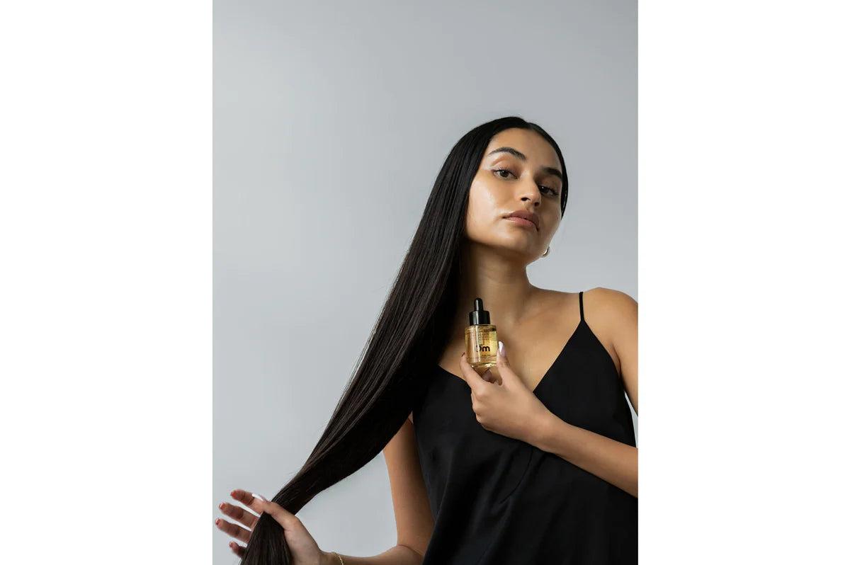 Om Organics Hibiscus + Daikon Hair Oil