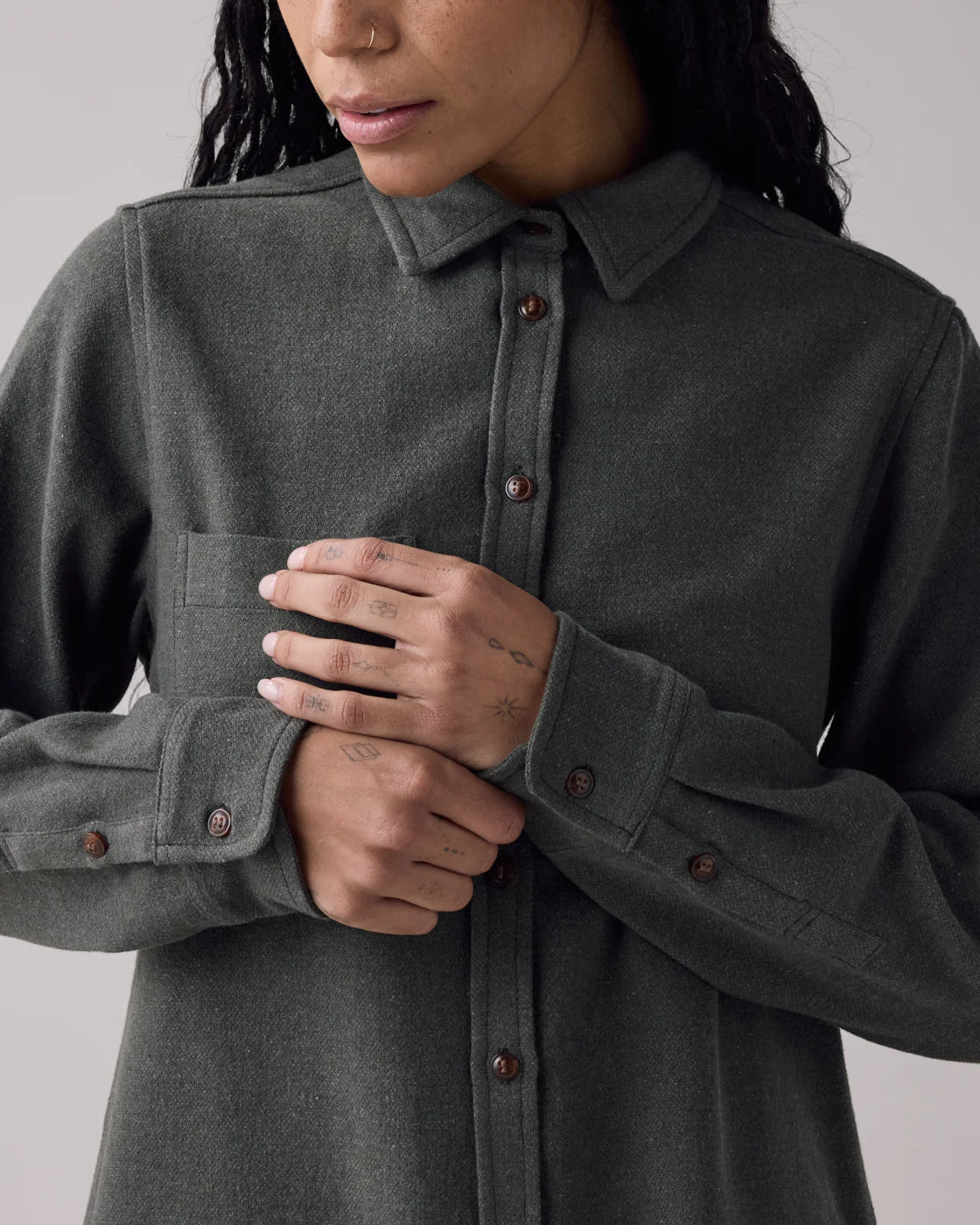 Anian Women's The Studio Shirt