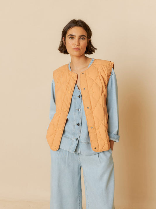Indi + Cold Quilted Vest with Snaps