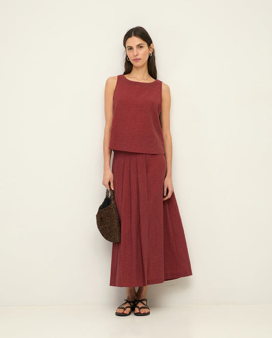 Yerse Bateau Neck Sleeveless Top