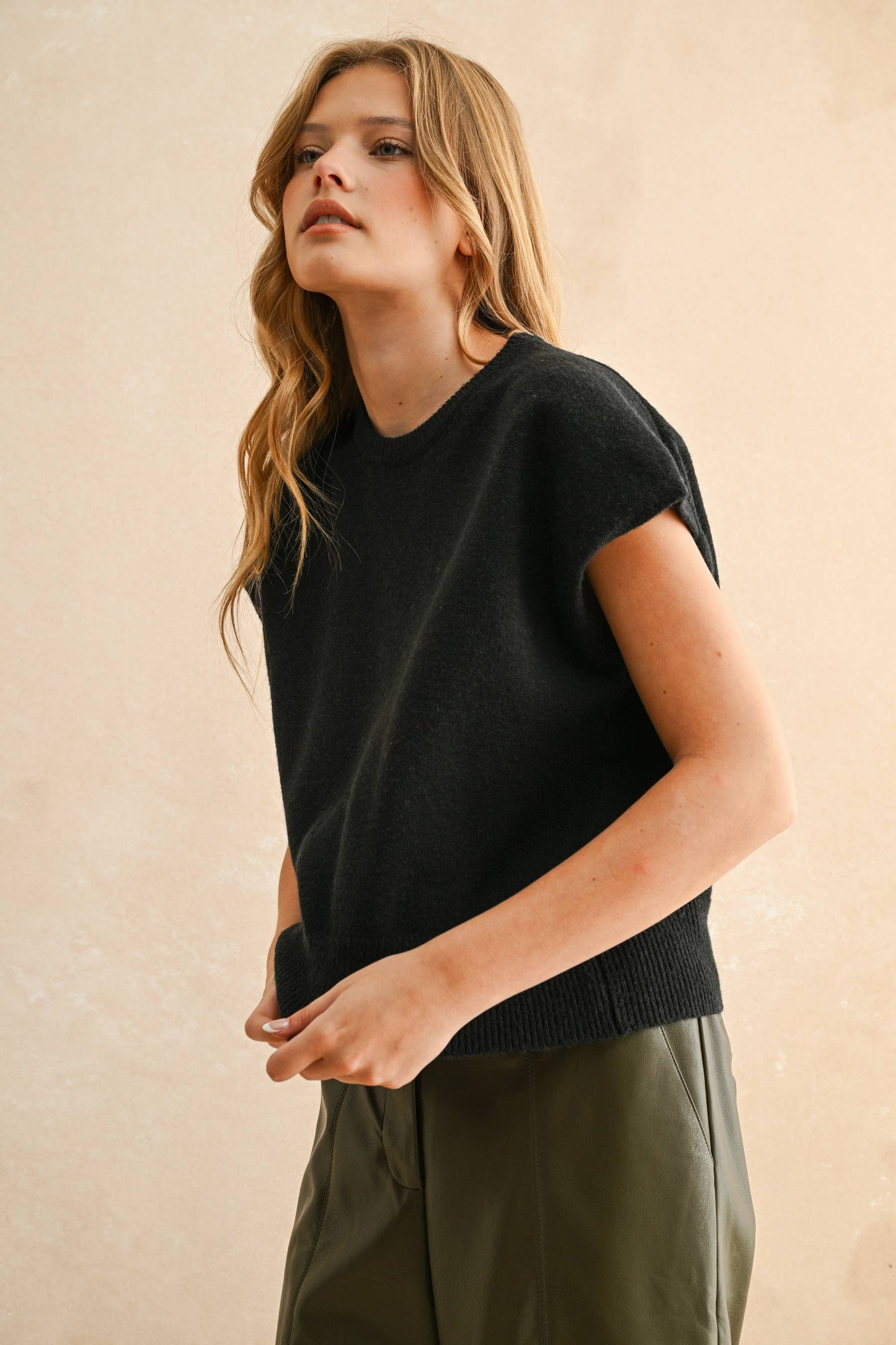 Miou Muse Sweater S/S Black